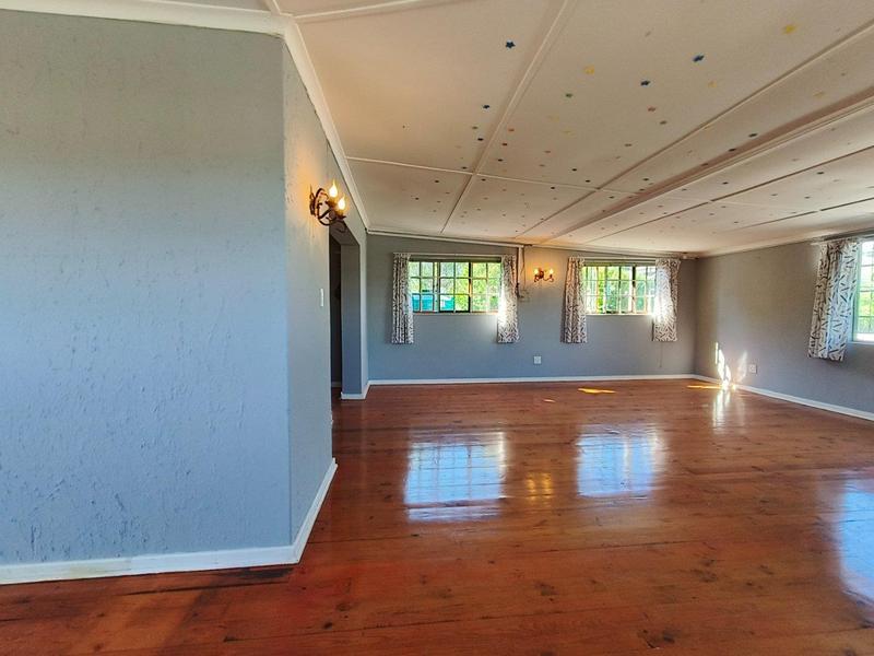7 Bedroom Property for Sale in Mthata Eastern Cape